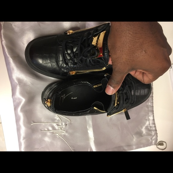 (Sold) Black Giuseppe Zanotti (Almost New Condition) - Picture 4 of 5